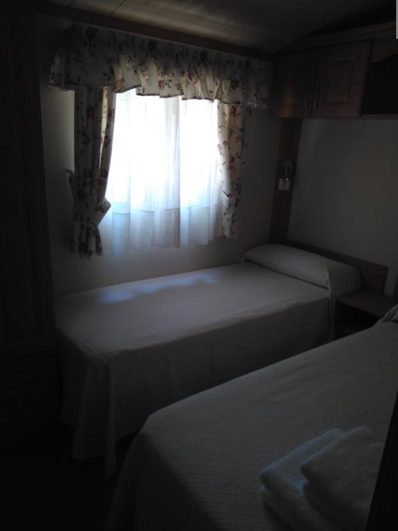 Camping Fuentes Blancas Burgo Zewnętrze zdjęcie