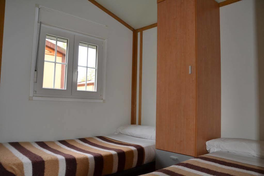 Camping Fuentes Blancas Burgo Zewnętrze zdjęcie